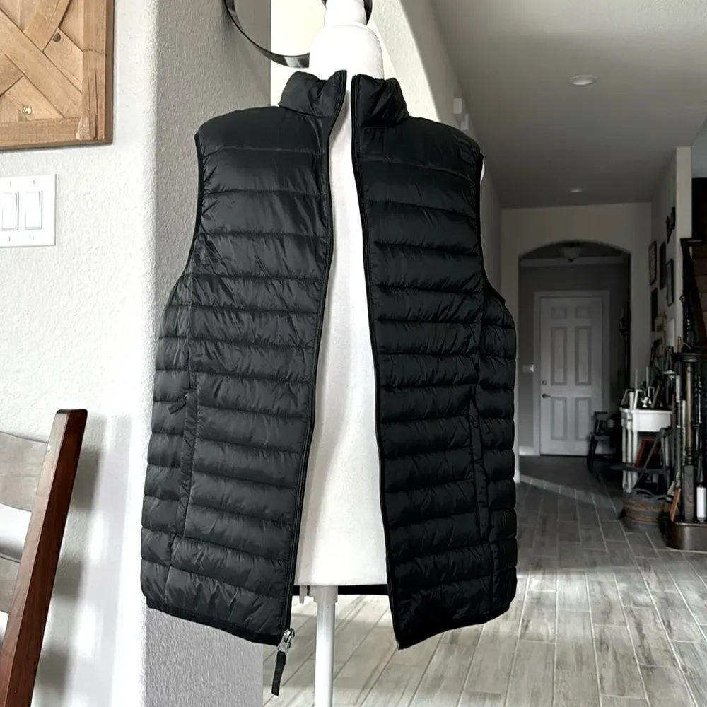 Amazon Essentials Puffer Back Vest Lightweight Mocked M Zip Up Water Resistant
